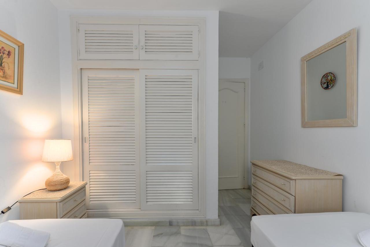 Playa Lucera Apartment Sitio de Calahonda ภายนอก รูปภาพ