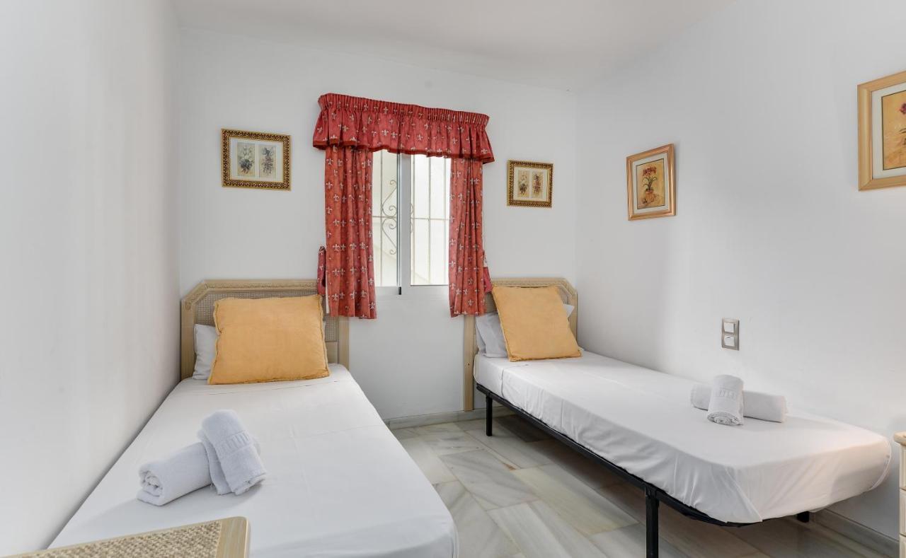 Playa Lucera Apartment Sitio de Calahonda ภายนอก รูปภาพ